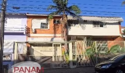 Casa com 3 quartos para alugar na Rua Assunção, 0195, Jardim Lindóia, Porto Alegre por R$ 9.750