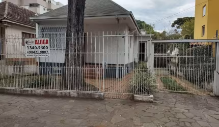 Casa com 2 quartos para alugar na Rua Luiz Cosme, 297, Passo da Areia, Porto Alegre por R$ 4.000