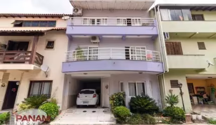 Casa em condomínio fechado com 3 quartos à venda na Alameda Três de Outubro, 665, Ecoville, Porto Alegre por R$ 889.000
