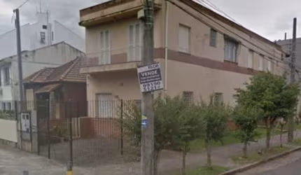 Terreno à venda na Rua Ariovaldo Pinheiro, 104, Passo da Areia, Porto Alegre por R$ 1.490.000