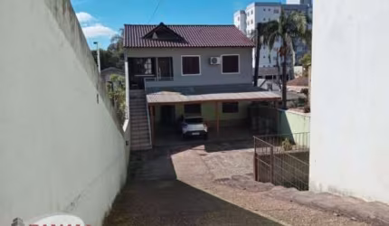 Apartamento com 3 quartos à venda na Rua Irene Capponi Santiago, 329, Cristo Redentor, Porto Alegre por R$ 275.000