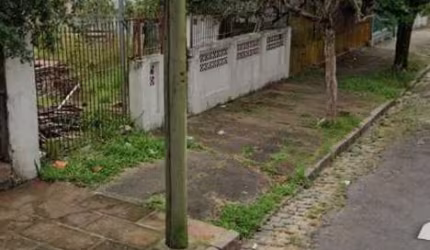 Terreno à venda na Rua Manoel Bandeira, 318, Jardim Itu Sabará, Porto Alegre por R$ 403.000