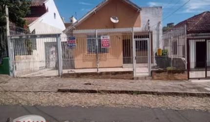 Casa com 2 quartos à venda na Rua Álvaro Vieira Guimarães, 356, Sarandi, Porto Alegre por R$ 450.000
