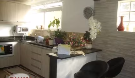 Apartamento com 3 quartos à venda na Rua Aliança, 420, Jardim Lindóia, Porto Alegre por R$ 360.000