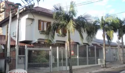 Casa com 3 quartos à venda na Avenida Montreal, 356, Jardim Lindóia, Porto Alegre por R$ 1.699.000