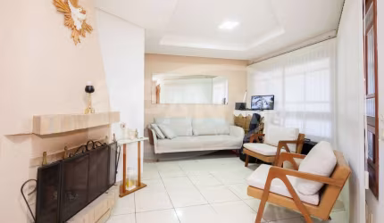 Casa com 3 quartos à venda na Rua Professor Isidoro La Porta, 58, Jardim Planalto, Porto Alegre por R$ 1.299.000