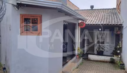 Casa com 3 quartos à venda na Rua Conselheiro D'Ávila, 40, Jardim Floresta, Porto Alegre por R$ 470.000