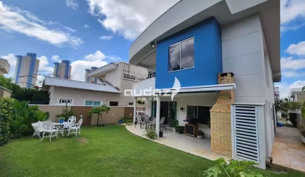 Lindo Duplex 3 suítes no Condomínio Porto Boulevard