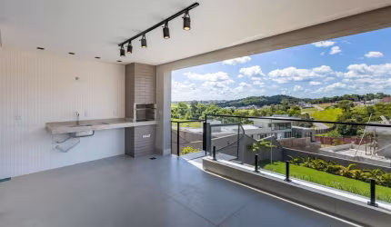 Sobrado de 267 m², com 3 Suites e 4 vagas no Jardins Barcelona.