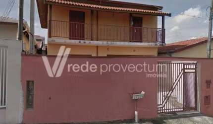 Casa com 4 quartos à venda na Rua Itacoatiara, 63, Parque Dom Pedro II, Campinas, 217 m2 por R$ 489.000