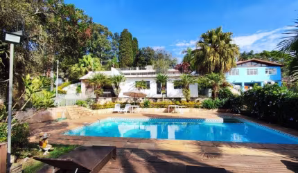 Chácara / sítio com 4 quartos à venda na Rodovia Bunjiro Nakao, Km 65,5, Curral, Ibiúna, 394 m2 por R$ 1.990.000