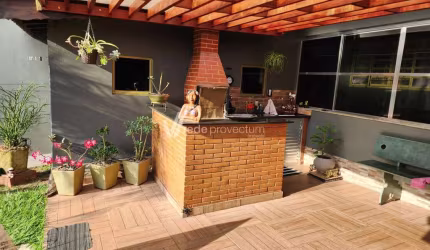 Casa comercial à venda na Rua Herminia Angela Capovilla de Carvalho, 25, Parque Via Norte, Campinas, 136 m2 por R$ 650.000