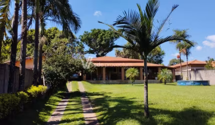 Chácara / sítio com 3 quartos à venda na Rua Márcio Roberto Alves da Silva, 686, Parque da Represa, Paulínia, 228 m2 por R$ 1.150.000