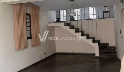 Casa com 3 quartos à venda na Rua Presidente Bernardes, 1277, Jardim Flamboyant, Campinas, 216 m2 por R$ 890.000