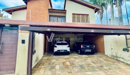 Casa com 3 quartos à venda na Avenida Imperatriz Dona Teresa Cristina, 973, Jardim Guarani, Campinas, 238 m2 por R$ 1.299.000