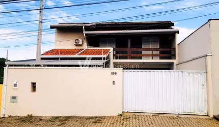 Casa com 3 quartos à venda na Rua Nair Pimenta da Silva, 605, Residencial Terra Nova, Campinas, 224 m2 por R$ 995.000