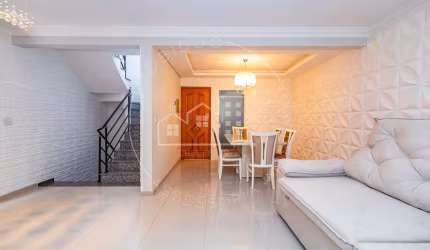 sobrado 3 quartos, 191m² à venda por R$ 749.990,00 , Tingui - Curitiba/PR.