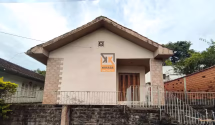 CASA 3 QUARTOS E 2 GARAGENS NO BAIRRO OPERÁRIO EM NOVO HAMBURGO