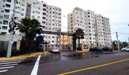 APARTAMENTO TÉRREO EM CONDOMÍNIO COM PISCINA