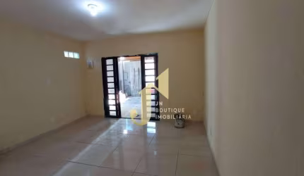 CASA DE 2 DORM- CIDADE JACAREI