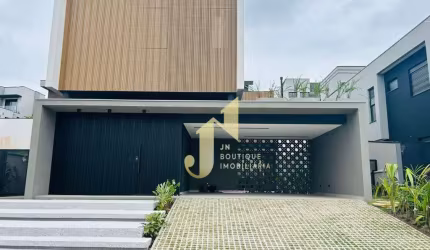 CASA DE ALTO PADRÃO A VENDA NO CONDOMÍNIO ALPHAVILLE II EM SÃO JOSÉ DOS CAMPOS COM 4 SUÍTES