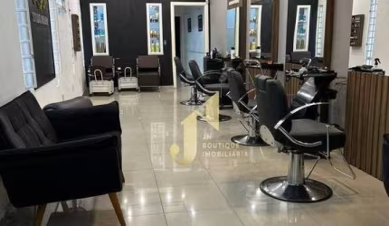 VENDE´-SE PONTO COMERCIAL NO CENTRO DE JACAREÍ ACEITANDO PERMUTA
