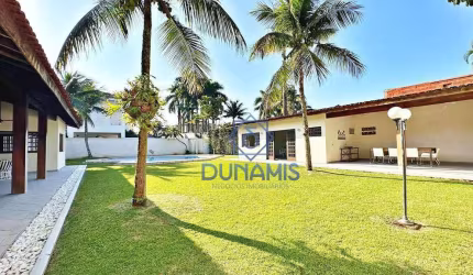 VENDA Casa térrea no condomínio Jardim Acapulco Guarujá, próximo à praia de Pernambuco, Guarujá, SP