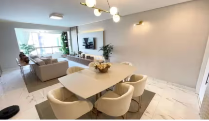 A Venda Porteira Fechada Apt 127m² 3Qts 2Sui Dep Compl, Porcelanato, Varanda Integrada, Nascente, 2 Vagas em Setúbal