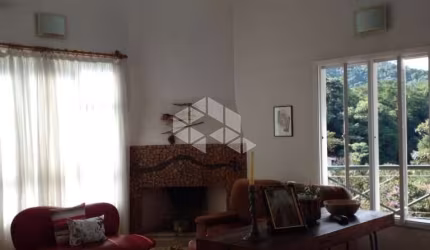 Sobrado com 4 dormitórios, 300 m² - venda por R$ 1.700.000,00 ou aluguel por R$ 11.300,00/mês - Serra da Cantareira - São Paulo/SP