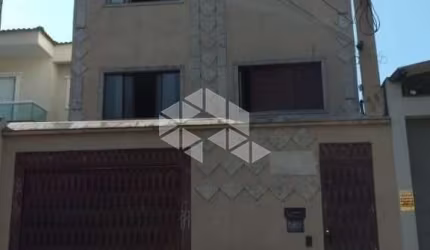 Prédio inteiro com 6 apartamentos e otimo rendimento