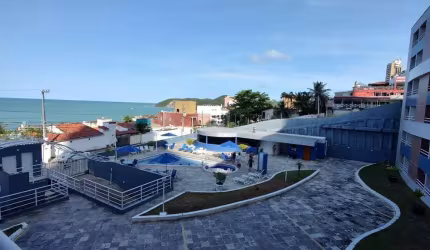 Flat em Ponta Negra - primeira linha - 250 m da praia