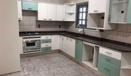 Casa à venda, 125 m² por R$ 745.000,00 - Jardim Planalto Verde - Cambé/PR