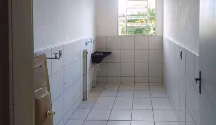 Apartamento com 2 dormitórios à venda, 51 m² por R$ 126.000,00 - Jardim Strass - Londrina/PR