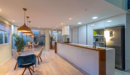 Sobrado com 4 dormitórios à venda, 273 m² por R$ 1.495.000,00 - Jardim Morumbi - Londrina/PR