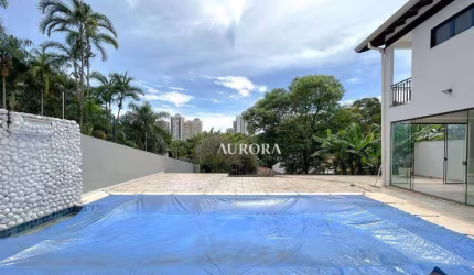 Sobrado com 3 suítes à venda, 447 m² por R$ 1.600.000 - Champagnat - Londrina/PR