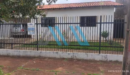 Casa para Venda em Londrina, Itapoã, 3 dormitórios, 1 banheiro, 2 vagas