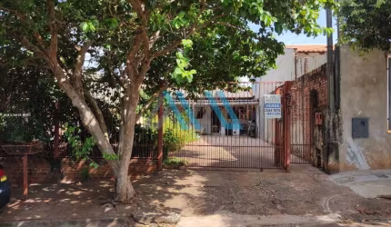 Edícula para Venda em Londrina, Jardim Neman Sahyun, 1 dormitório, 1 banheiro