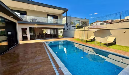 Casa com 3 suítes à venda, 350 m² por R$ 2.900.000 - Condomínio Terras de Santa Cruz - Bragança Paulista/SP