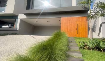 Casa com 3 suítes à venda, 236 m² por R$ 2.500.000 - Condomínio Vale das Águas - Bragança Paulista/SP