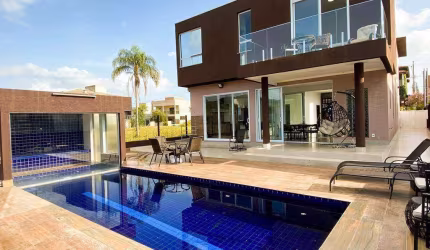Casa com 4 suítes, 314 m² - venda por R$ 2.450.000 ou aluguel por R$ 13.500/mês - Condomínio Residencial Campos do Conde - Bragança Paulista/SP