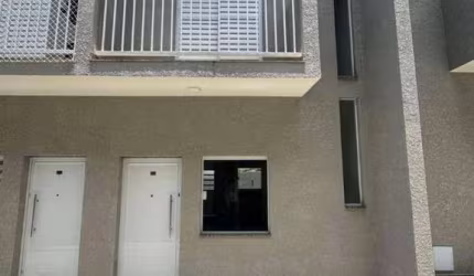 Apartamento com 2 dormitórios à venda, 70 m² por R$ 390.000 - Recanto Amapola - Bragança Paulista/SP