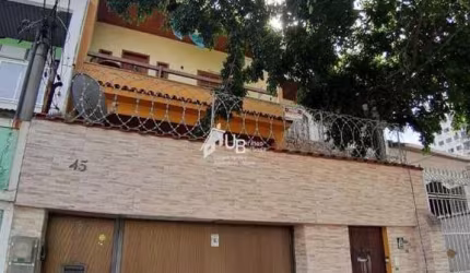 Excelente Casa c suíte e closet em Cachambi