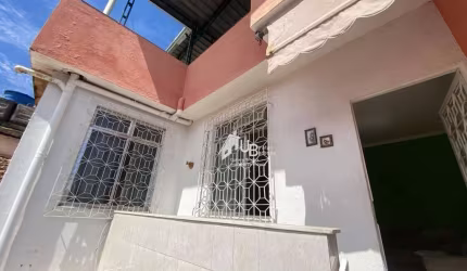 Excelente apartamento tipo casa  com 2 quartos e terraço na Abolição