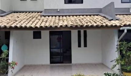 Casa em condomínio fechado com 3 quartos à venda no Buraquinho, Lauro de Freitas , 92 m2 por R$ 470.000