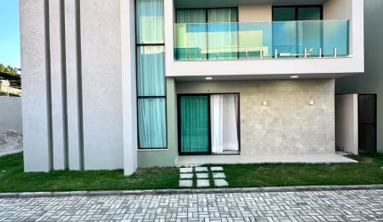 Excelente Casa 4/4 dormitórios com piscina no Miragem buraquinho