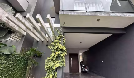 Casa com 3 dormitórios à venda, 145 m² por R$ 750.000,00 - Vila Nova - Joinville/SC