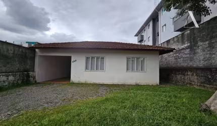 Casa com 3 dormitórios à venda, 89 m² por R$ 1.000.000,00 - Bom Retiro - Joinville/SC