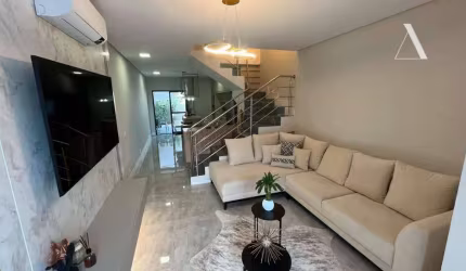 Casa com 3 dormitórios à venda, 132 m² por R$ 929.000,00 - Bom Retiro - Joinville/SC