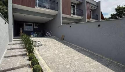 Casa com 3 dormitórios à venda, 145 m² por R$ 690.000,00 - São Marcos - Joinville/SC