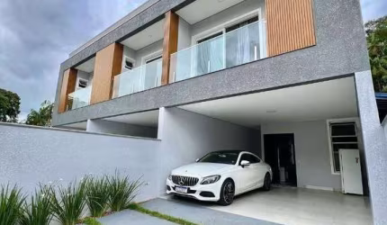 Casa com 3 dormitórios à venda, 151 m² por R$ 900.000,00 - Floresta - Joinville/SC